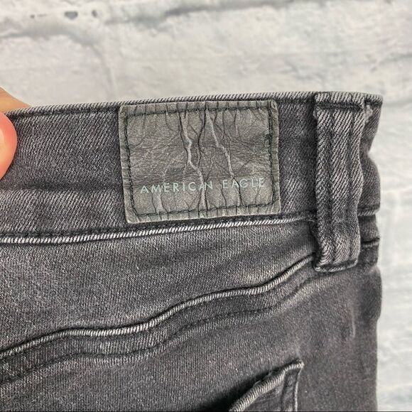 AEO next level stretch jegging sz 2 short black - Picture 6 of 9